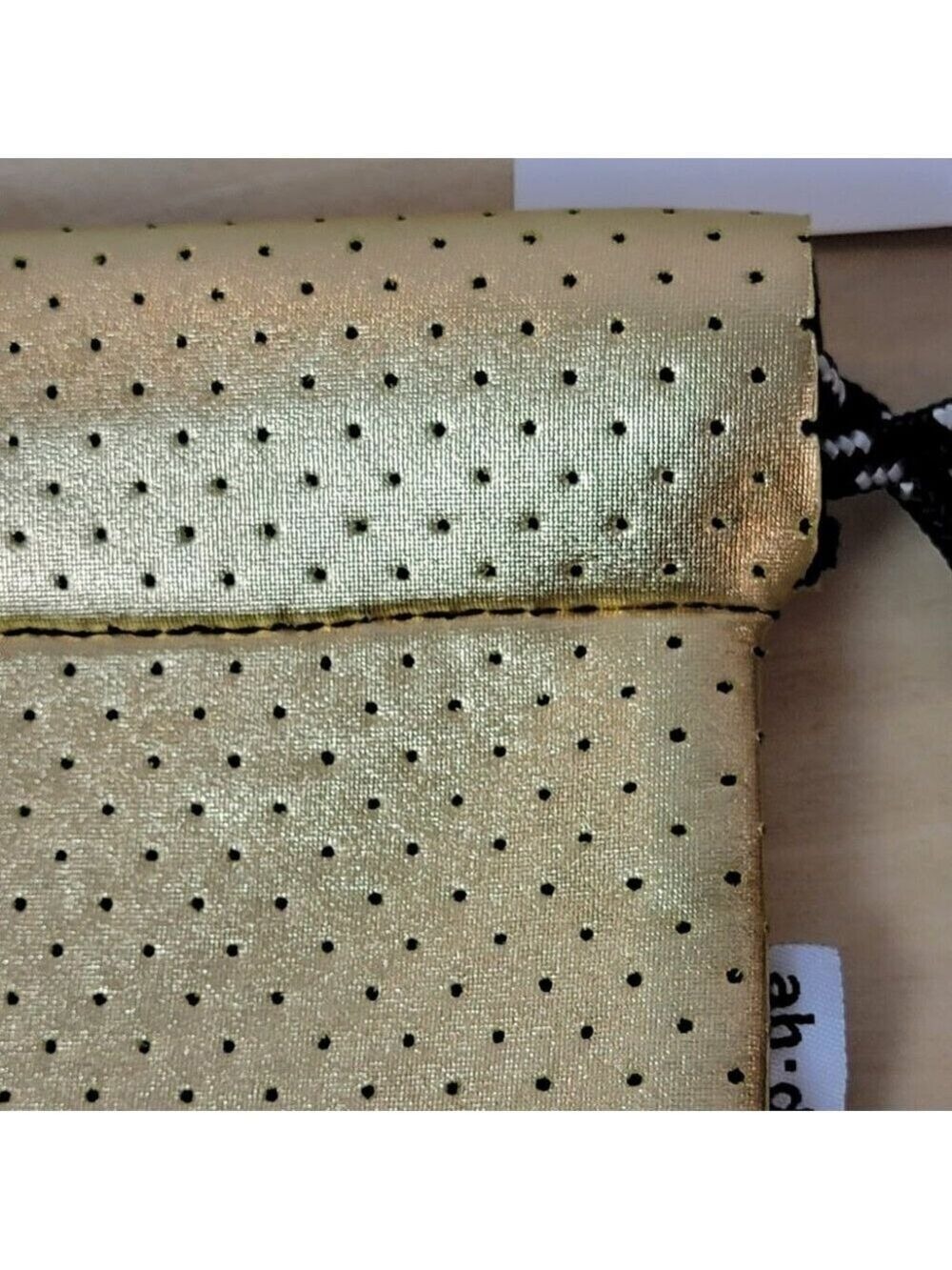 ah dorned new york Gold Neoprene Drawstring Tote Bag - New with Tag - See Notes - Picture 6 of 12
